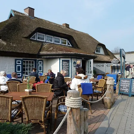 Апартаменты Mit Sauna A *